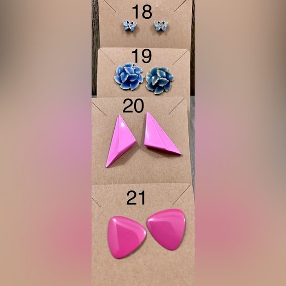 Vintage Earrings EACH SOLD SEPARATELY - Picture 6 of 13